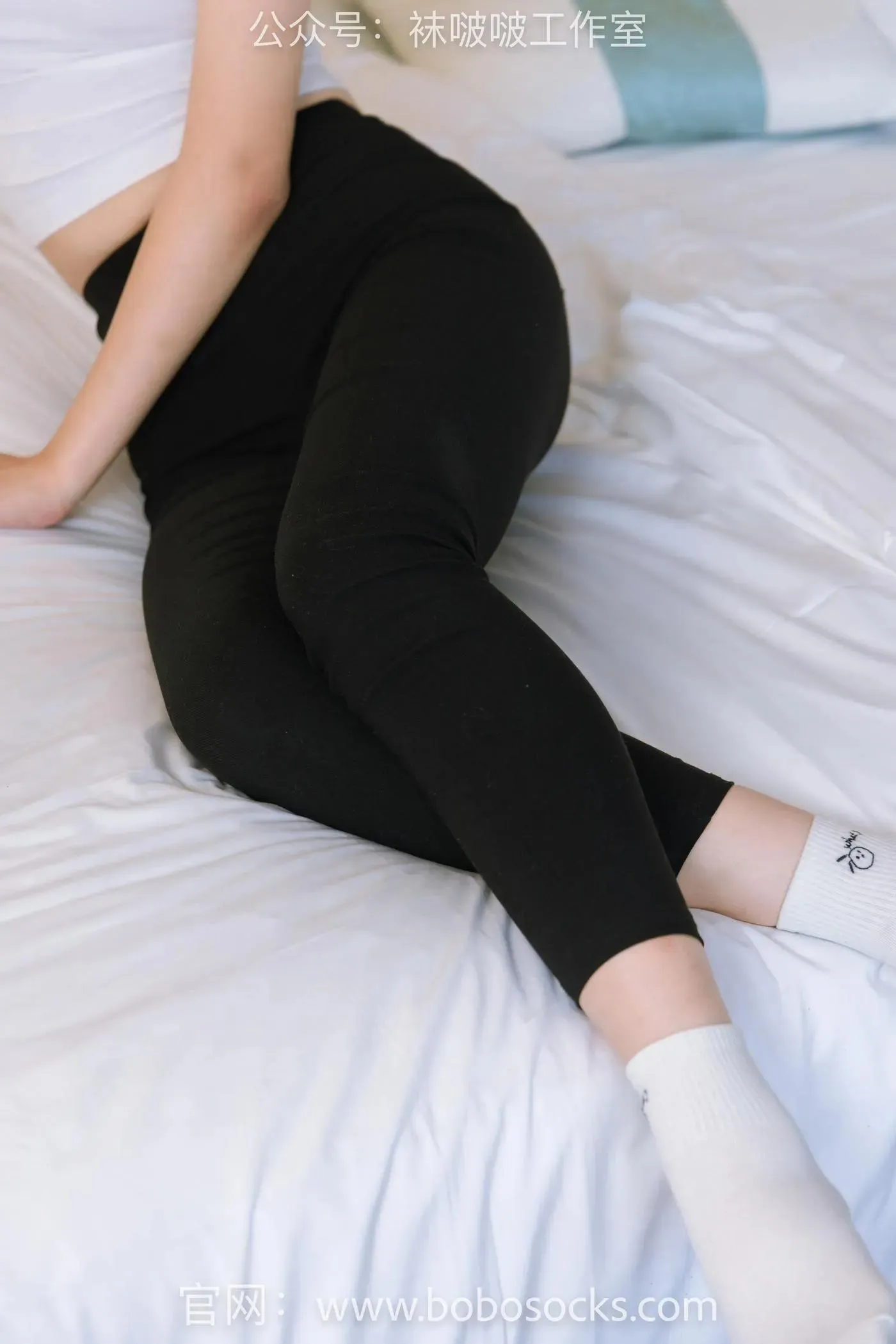 [BoBoSocks袜啵啵]NO.122 小淳-高跟长靴、白棉袜 [149P]插图
